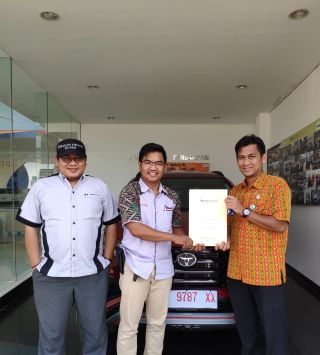Dealer Toyota Dumai