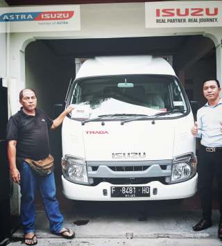 Dealer Isuzu Karawang